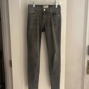 FRAME grey wash  skinny jeans 25